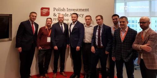 Pozdrawiamy wszystkich delegatów z polski obecnych w Taipei World Trade Center z firm Finanteq, Waywer, CashDirector, FX Manago, Unified API, organizacji Startup Poland, FinTech Poland, oraz instytucji rządowych Komisji Nadzoru Finansowego oraz szczególnie podziękowania dla PAIH Szefa Biura PAIH w Taipei p. Michaliny Jendrzejczyk za zaproszenie i świetną organizację
